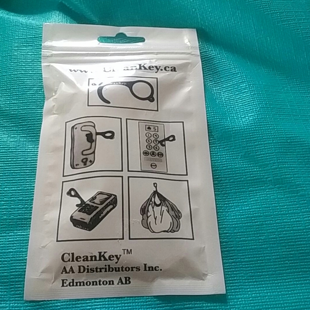 🌼3/$25 -🌴Clean Key💐 - Picture 3 of 3